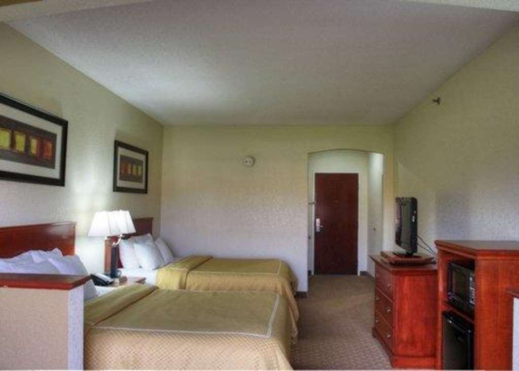 Comfort Suites Danville Bilik gambar