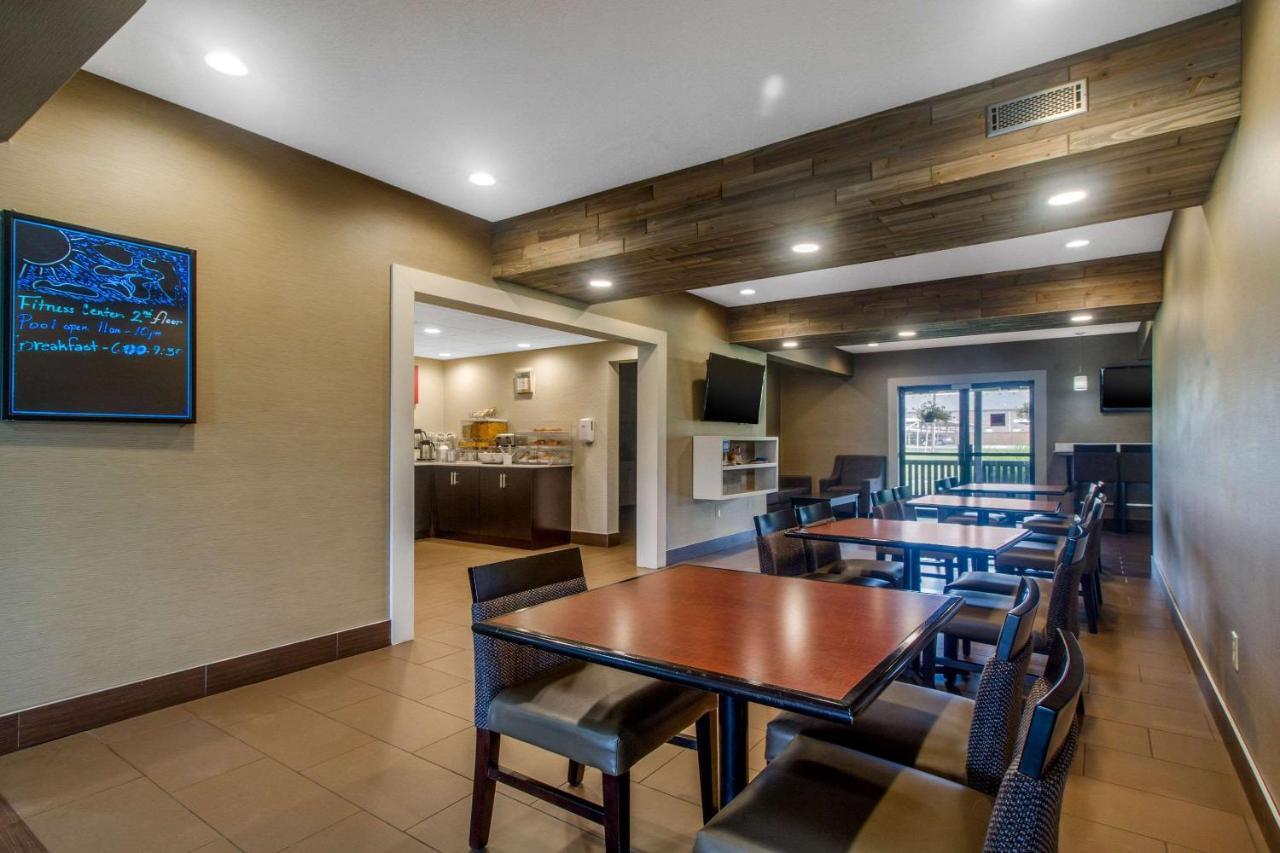 Comfort Suites Danville Luaran gambar